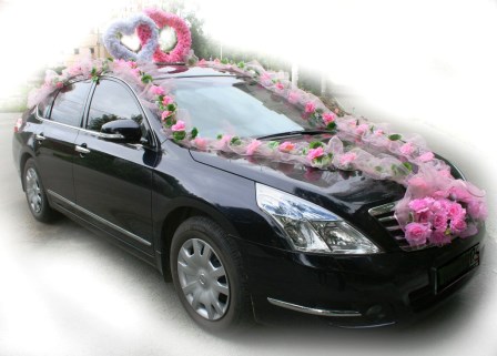 Транспорт на свадьбу - мы можем предоставить самый разнообразный. У нас есть очень много украшений на свадьбу.